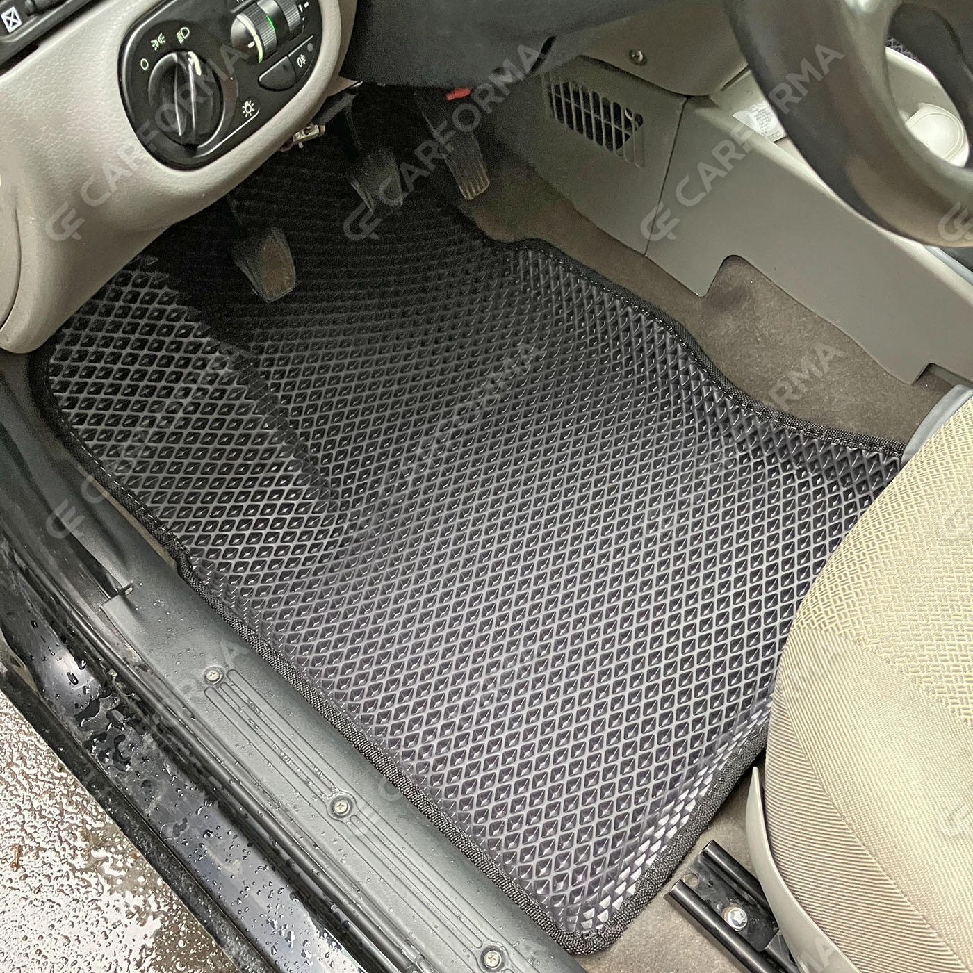 Коврики на Lada (ВАЗ) Granta 2011&nbsp;-&nbsp;2026 в Владивостоке