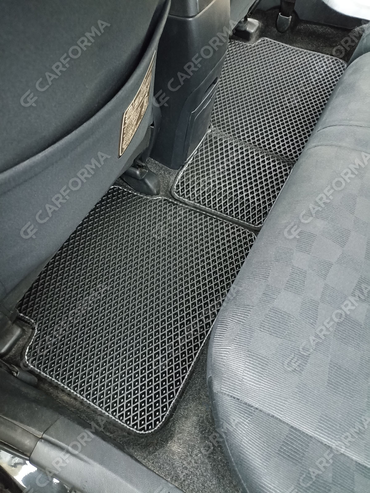 Ворсовые коврики на Toyota Corolla Fielder (E14) 2006&nbsp;-&nbsp;2012 в Владивостоке