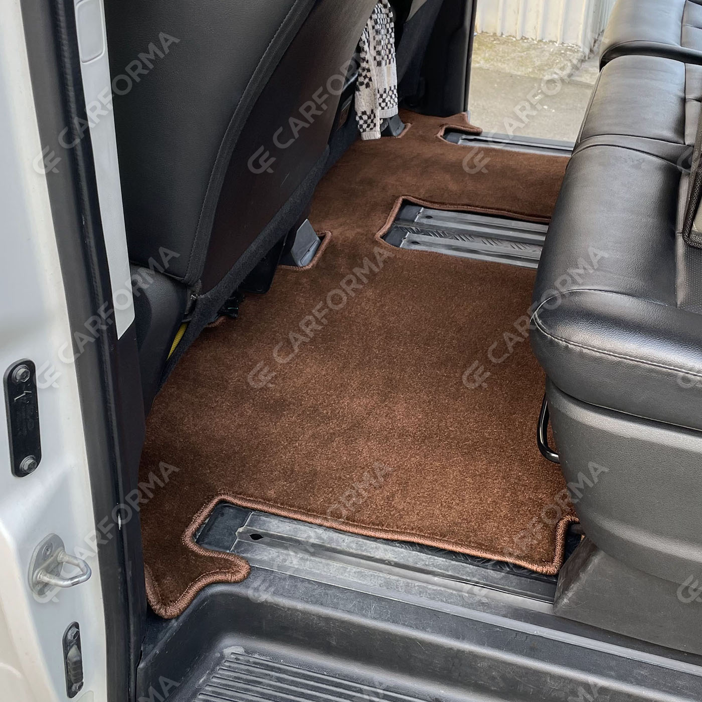 Водительские  коврики  Hyundai Staria 9 мест 2021&nbsp;-&nbsp;2026 в Владивостоке