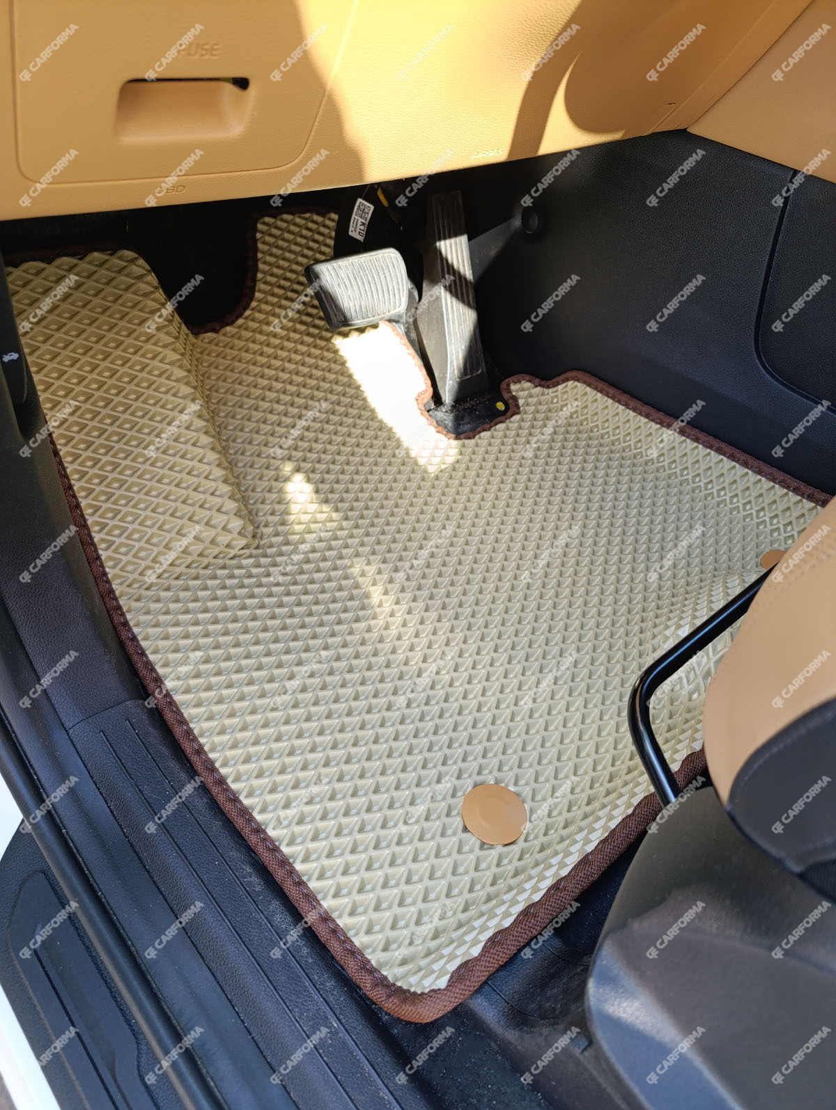 EVA коврики на KIA Carnival IV 7 мест с оттоманками 2020&nbsp;-&nbsp;2025 в Владивостоке