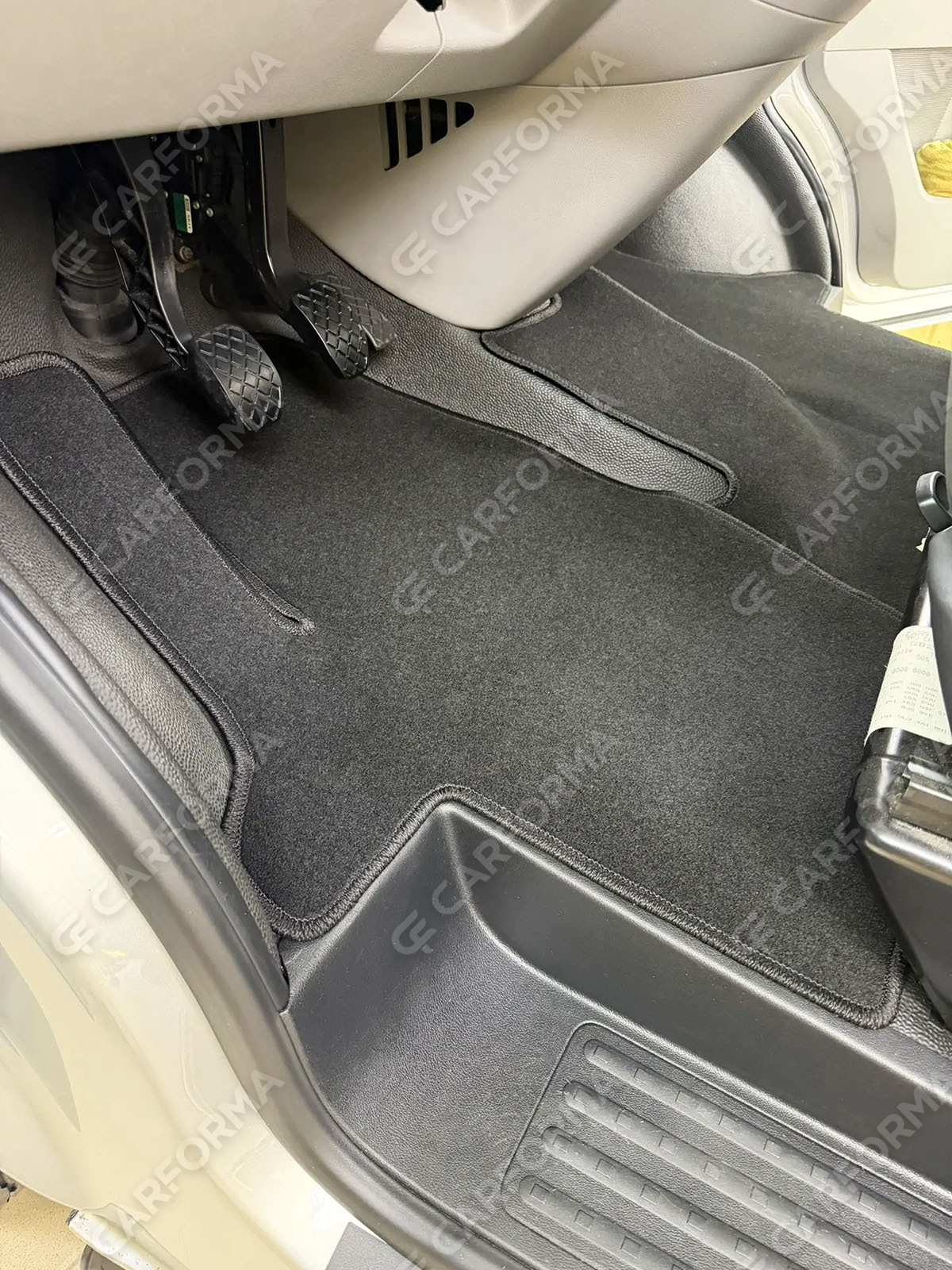 Коврики на Volkswagen Transporter (T6) 2015&nbsp;-&nbsp;2019 в Владивостоке