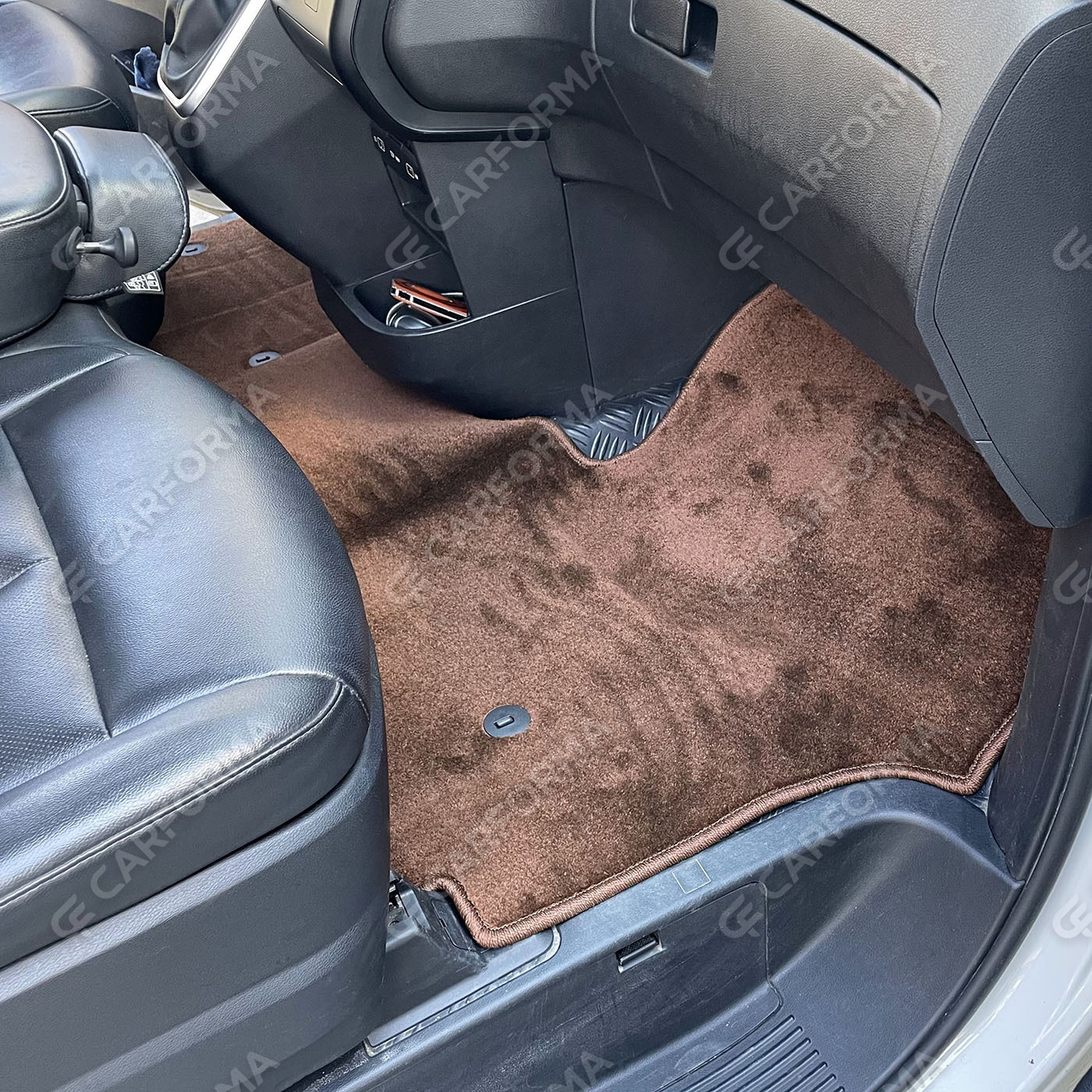 Водительские  коврики  Hyundai Staria 9 мест 2021&nbsp;-&nbsp;2026 в Владивостоке