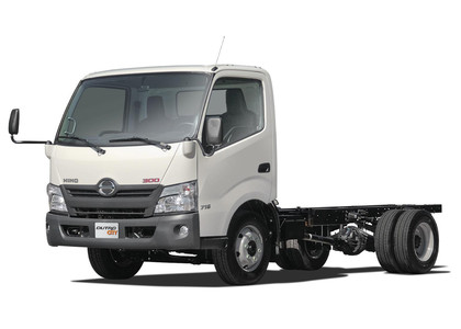 Ворсовые коврики на Hino 300 I широкая кабина 1999 - 2011 в Владивостоке