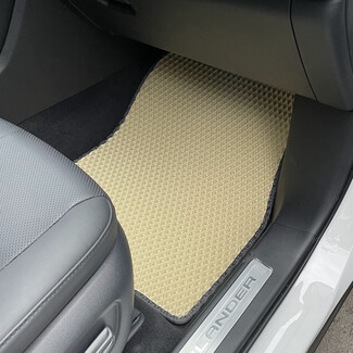 Ворсовые коврики на Toyota Crown Kluger 2021 - 2025 в Владивостоке Ворсовые коврики на Toyota Crown Kluger 2021 - 2025 в Владивостоке