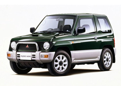 Коврики на Mitsubishi Pajero Mini I 1994 - 1998 в Владивостоке