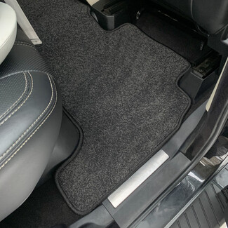 Ворсовые коврики на Land Rover Range Rover Sport I 2005 - 2013 в Владивостоке