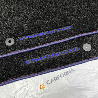 Ворсовые коврики на Jeep Wrangler (JL) 2017 - 2025 в Владивостоке Ворсовые коврики на Jeep Wrangler (JL) 2017 - 2025 в Владивостоке