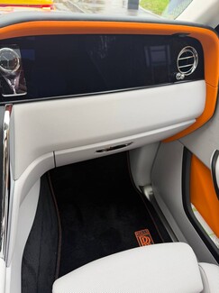 EVA коврики на Rolls-Royce Cullinan 2018 - 2026 в Владивостоке EVA коврики на Rolls-Royce Cullinan 2018 - 2026 в Владивостоке