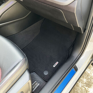 Ворсовые коврики на Audi Q2L 2016&nbsp;-&nbsp;2026 в Владивостоке