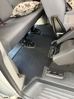 Коврики на Volkswagen Caravelle (T5) 2003 - 2015 в Владивостоке Коврики на Volkswagen Caravelle (T5) 2003 - 2015 в Владивостоке