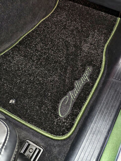 Коврики на Dodge Challenger III 2008&nbsp;-&nbsp;2023 в Владивостоке