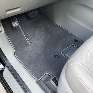 Коврики на KIA Carnival III 9 мест и 11 мест 2014 - 2021 в Владивостоке Коврики на KIA Carnival III 9 мест и 11 мест 2014 - 2021 в Владивостоке