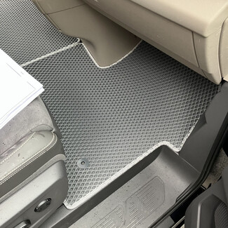 Ворсовые коврики на Volkswagen Multivan (T7) 2021&nbsp;-&nbsp;2026 в Владивостоке