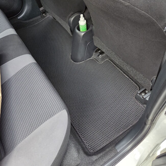 Коврики на Toyota Yaris L 2013 - 2026 в Владивостоке Коврики на Toyota Yaris L 2013 - 2026 в Владивостоке