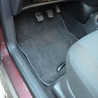 EVA коврики на Ford Focus I 1998 - 2005 в Владивостоке EVA коврики на Ford Focus I 1998 - 2005 в Владивостоке